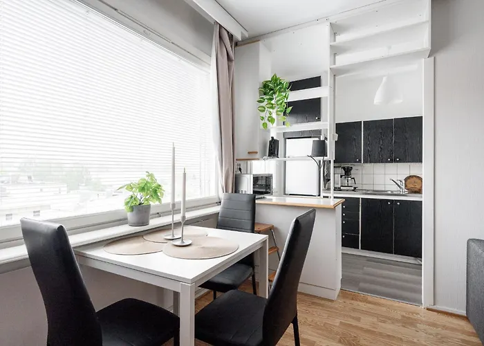 Comfy Downtown Studio At Prime Location شقة Jyväskylä